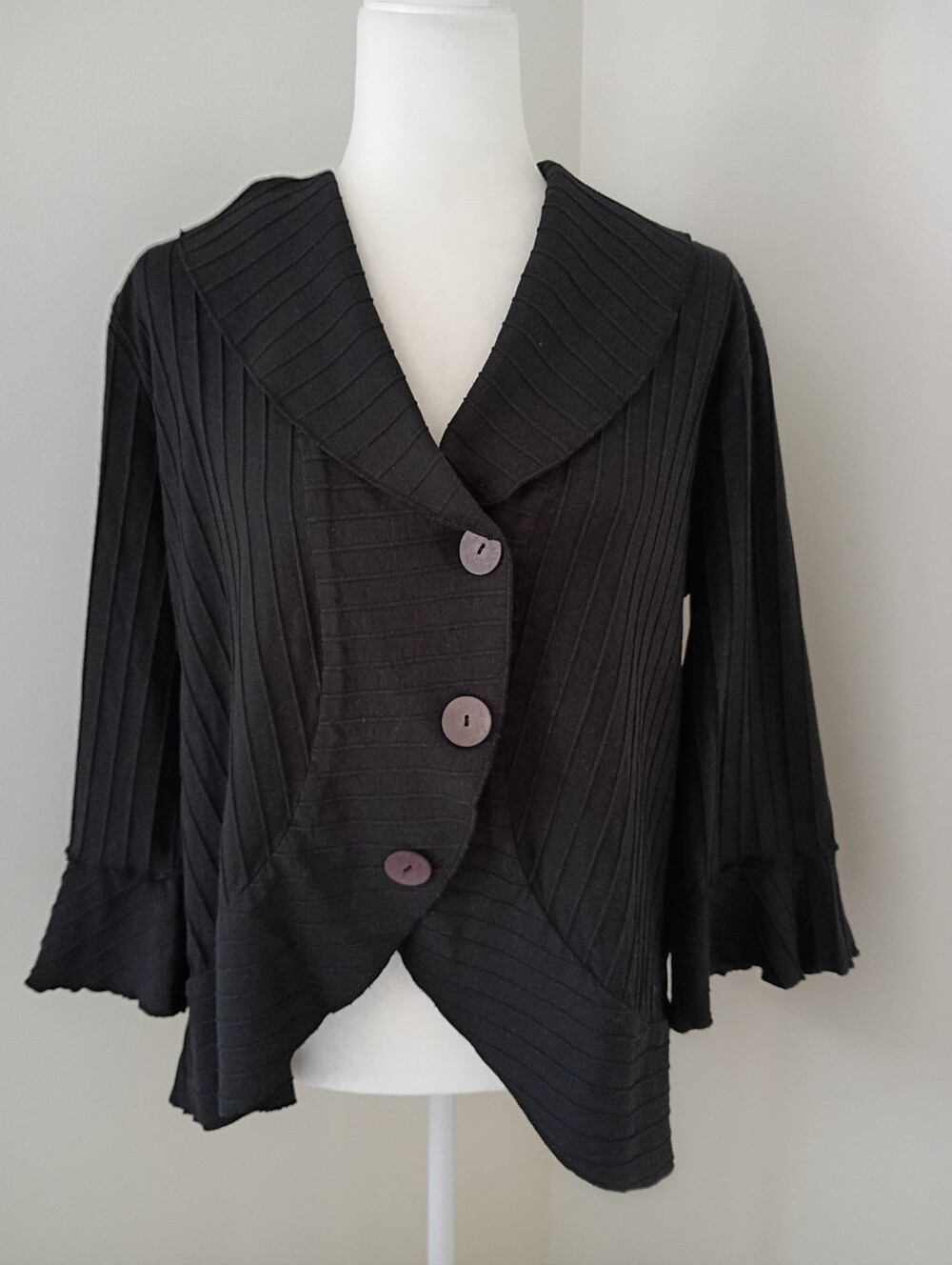 Focus Casual Life Black Raised Ribbed Cotton Flounce Jacket Size Small